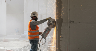 عمل فتحات للشبابيك والابواب الرياض