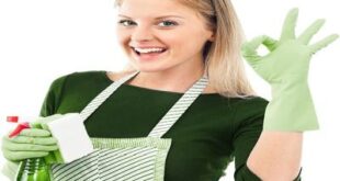 عاملات تنظيف فى حى الملك فهد بجده